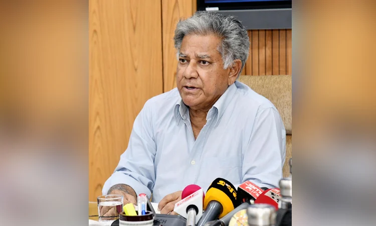 ঈদে ১০ দিন বালুবাহী বাল্কহেড চলাচল বন্ধ থাকবে : নৌপরিবহন উপদেষ্টা